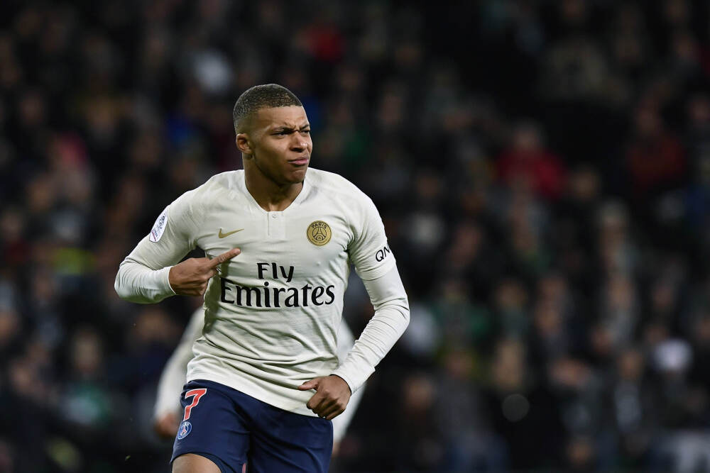 感性与理性的交锋 | 巨蟹座满月12星座启示